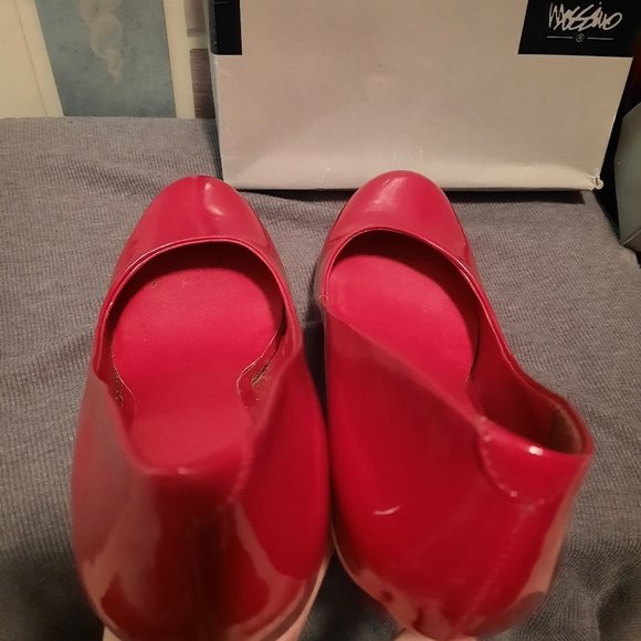 PRICE FIRM- 🎉 Mossimo Candy red pumps! - Picture 9 of 11